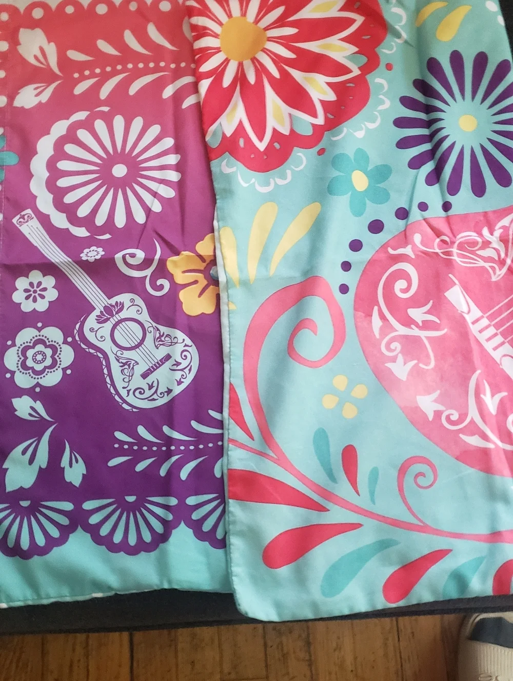 Disney Elena of Avalor Hot Pink and Turquoise Floral Throw
